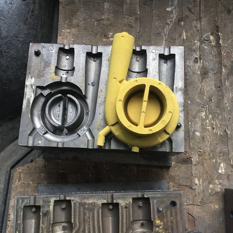 Ungakuvimbela Kanjani Ukulimala Kwe-Poposion Okubangelwa Umswakama Okwengeziwe Ngesikhathi Sokukhiqizwa Kwezinkampani Ezihlanganisiwe Esebenzisa Ubuchwepheshe Besihlabathi Eseduze Ehlobo?